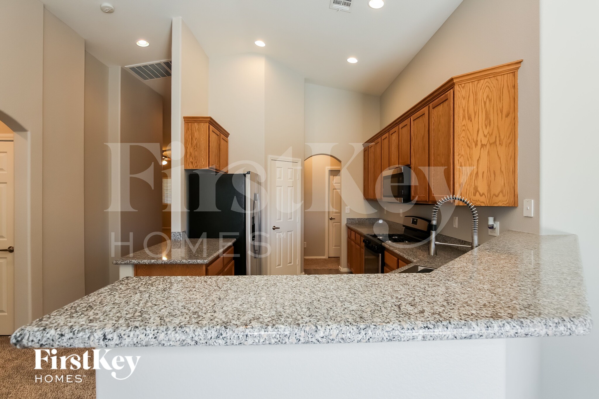 Building Photo - 609 Fiesta Del Rey Ave
