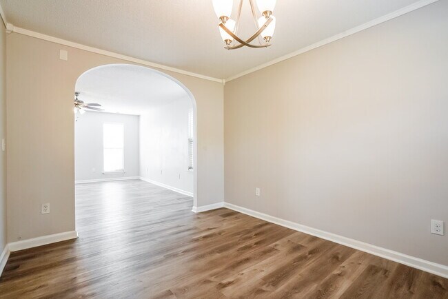 Building Photo - 4409 Cobble Creek Ln