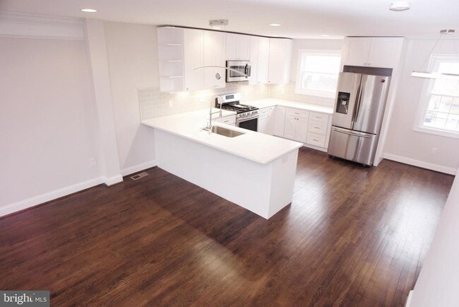 Building Photo - 12307 Chesterton Dr