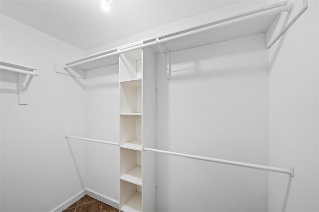 Building Photo - 202 Penick Rd