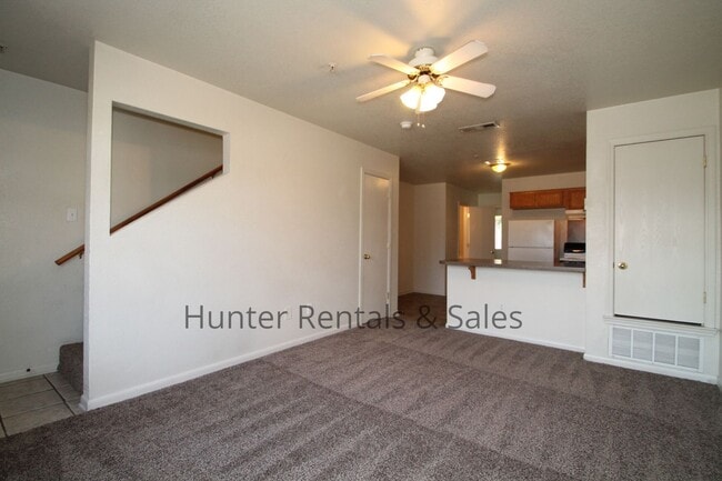 Building Photo - Move in Today!