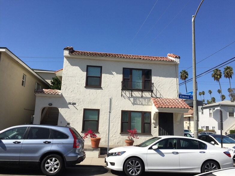 Building Photo - 133 Ximeno Avenue