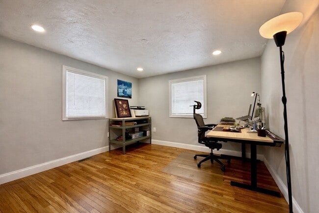 Building Photo - 70 Seminole Ave