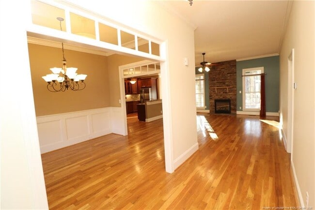 Building Photo - 7124 Blue Juniper Ct