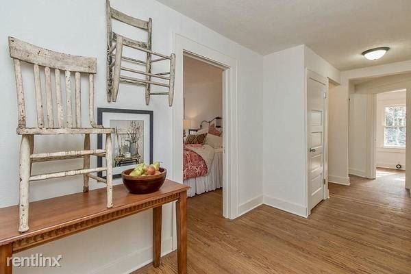 Building Photo - 4 br, 3 bath House - 5901 University Ave