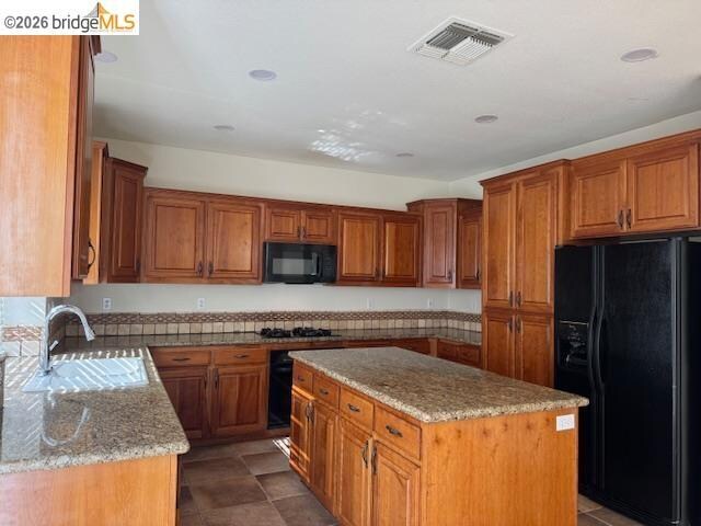 Building Photo - 4053 Galenez Way