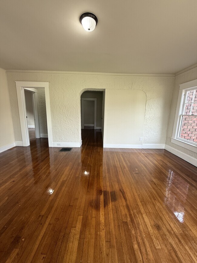 Building Photo - 1853 Princeton Ave SW