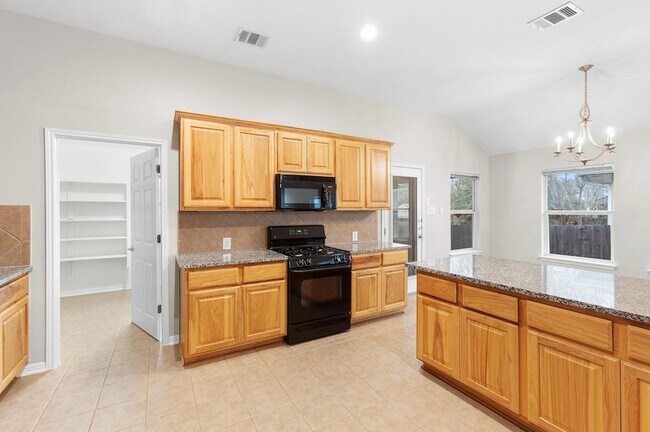 Building Photo - 2205 Speidel Dr