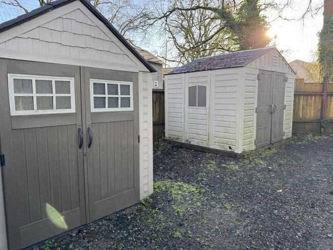 Building Photo - 471 Tualatin St