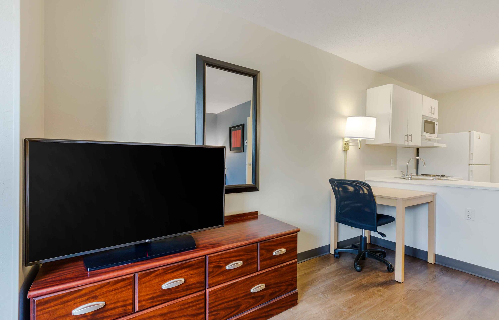 Building Photo - Furnished Studio-Washington, D.C. - German...