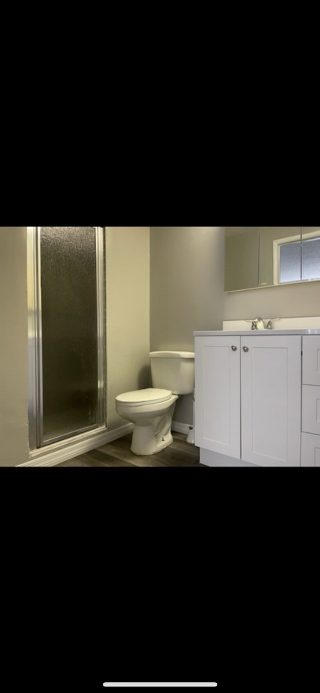 Second full bathroom, connected to second bedroom - 22291 Westchester Blvd