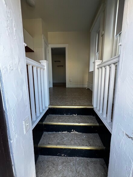 Building Photo - 46 Chiswick Rd