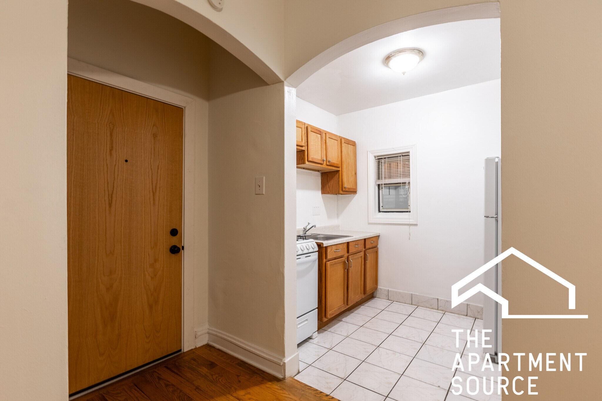 Building Photo - 4854 N Damen Ave