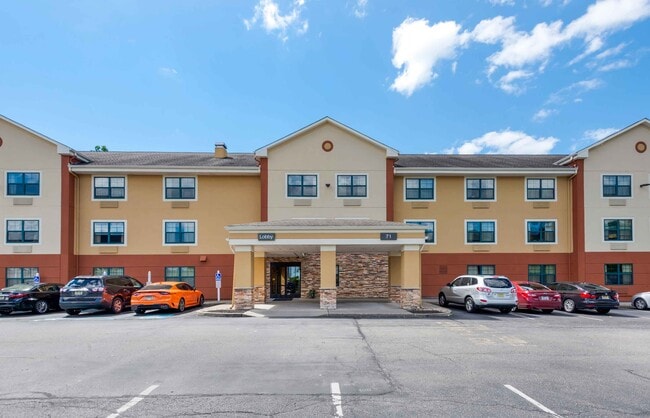 Building Photo - 71 International Dr S