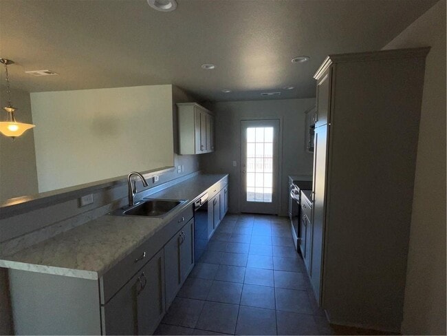 Building Photo - 1280 Colonel Salomon Dr