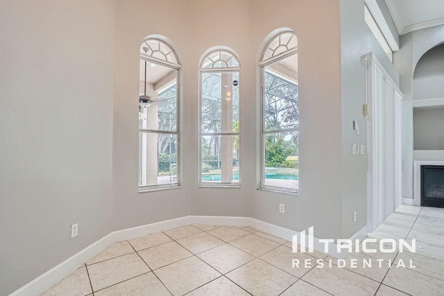 Building Photo - 639 Gulf Land Dr