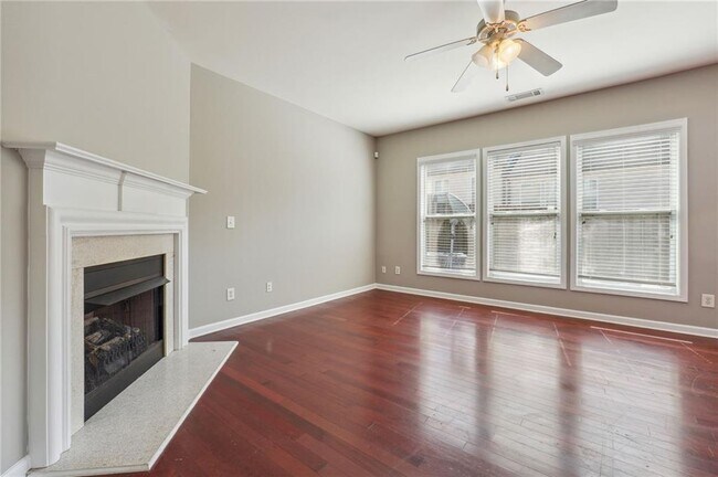 Building Photo - 4978 Berkeley Oak Dr