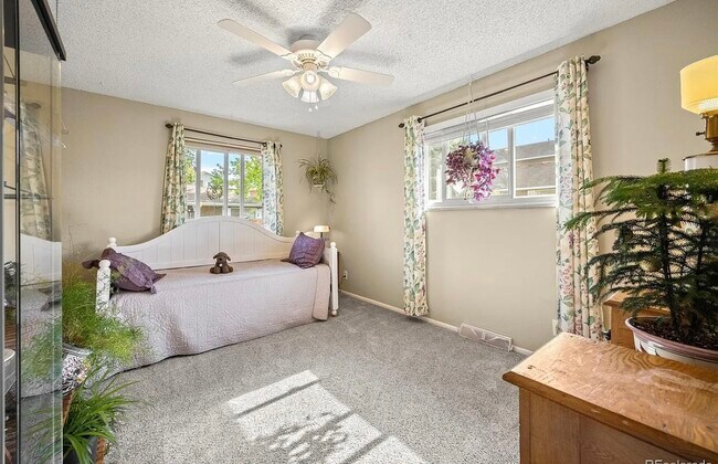 Building Photo - 9786 Orangewood Dr