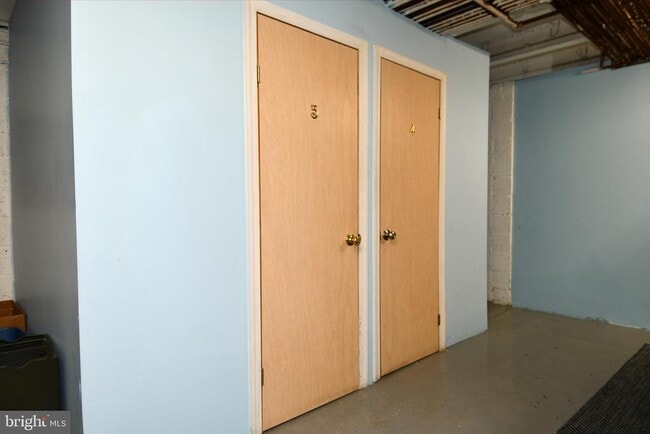 Building Photo - 1627 Massachusetts Ave SE
