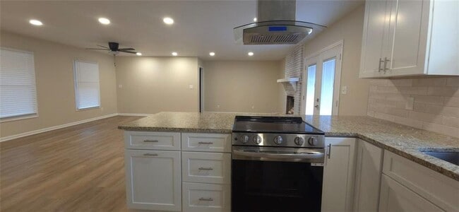 Building Photo - 5189 Forest Dr SE