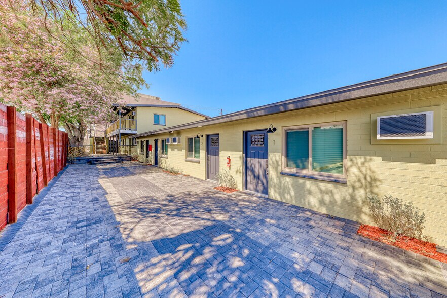 Building Photo - 310 S Maryland Pky