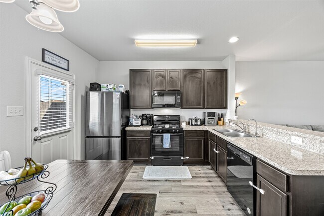 Building Photo - 4827 Purple Wisteria Ln