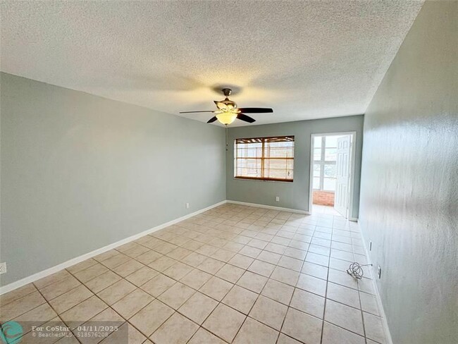 Building Photo - 1310 NW 43rd Ave