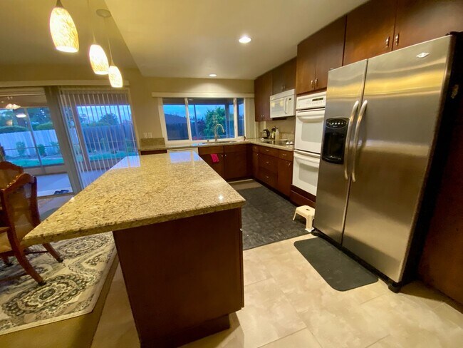 Building Photo - RB Senior 55+ Community 2 Bed +Huge bonus room 2 Baths House $3990