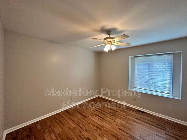 Building Photo - 4017 Grimstead Ln