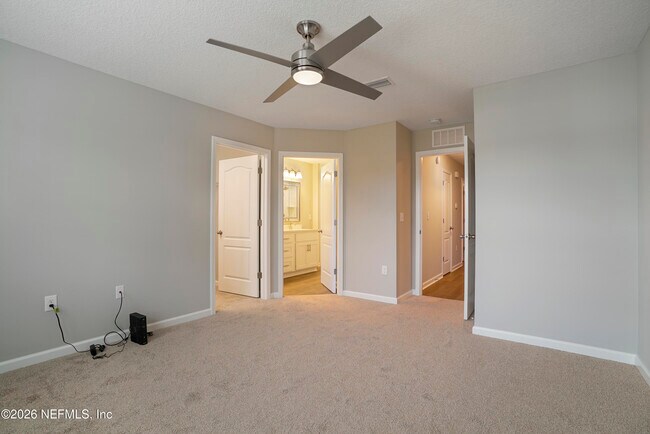 Building Photo - 142 Castro Ct