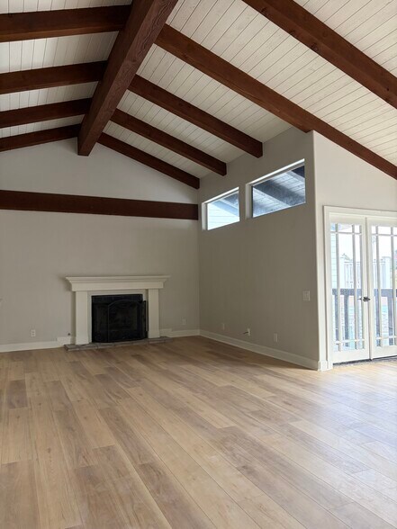 Building Photo - 25212 Manzanita Dr