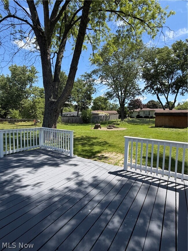 Building Photo - 13187 Yager Dr