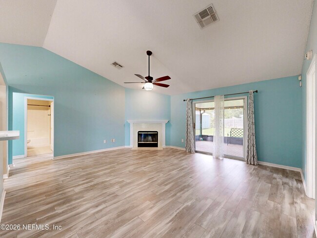 Building Photo - 2084 Frogmore Dr