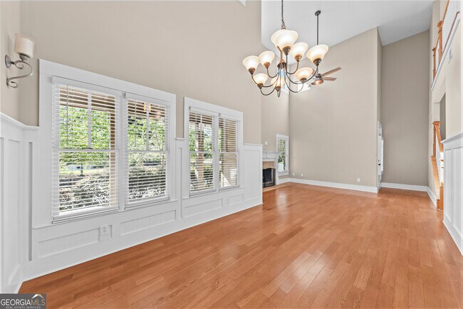 Building Photo - 135 Idlewilde Dr