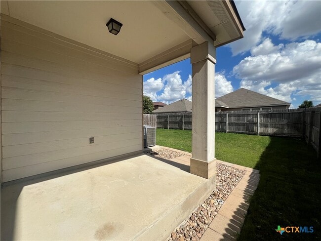 Building Photo - 2022 Shire Meadows