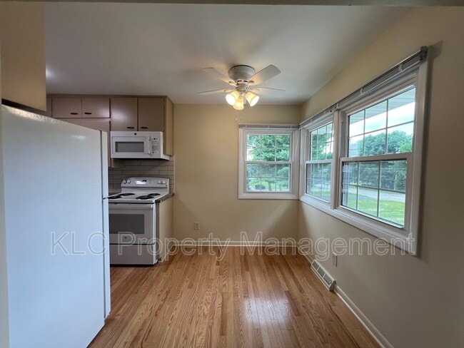Building Photo - 1691 NW 85th St