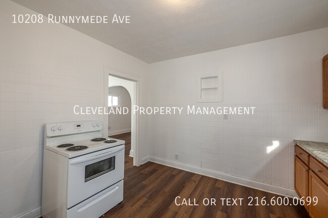 Building Photo - 10208 Runnymede Ave