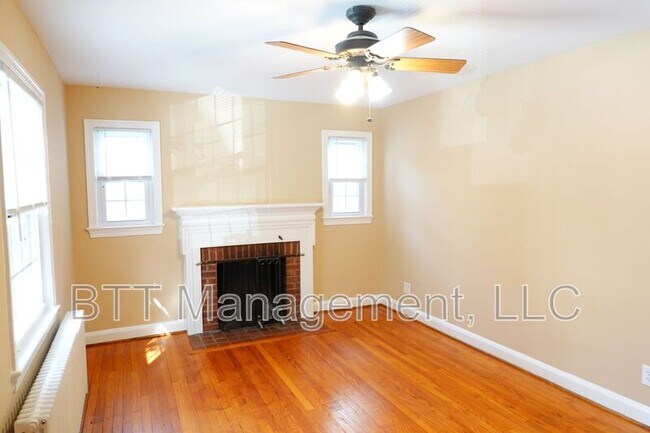 Building Photo - 8207 Garland Ave