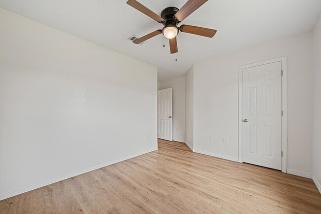 Building Photo - 8517 High School Blvd