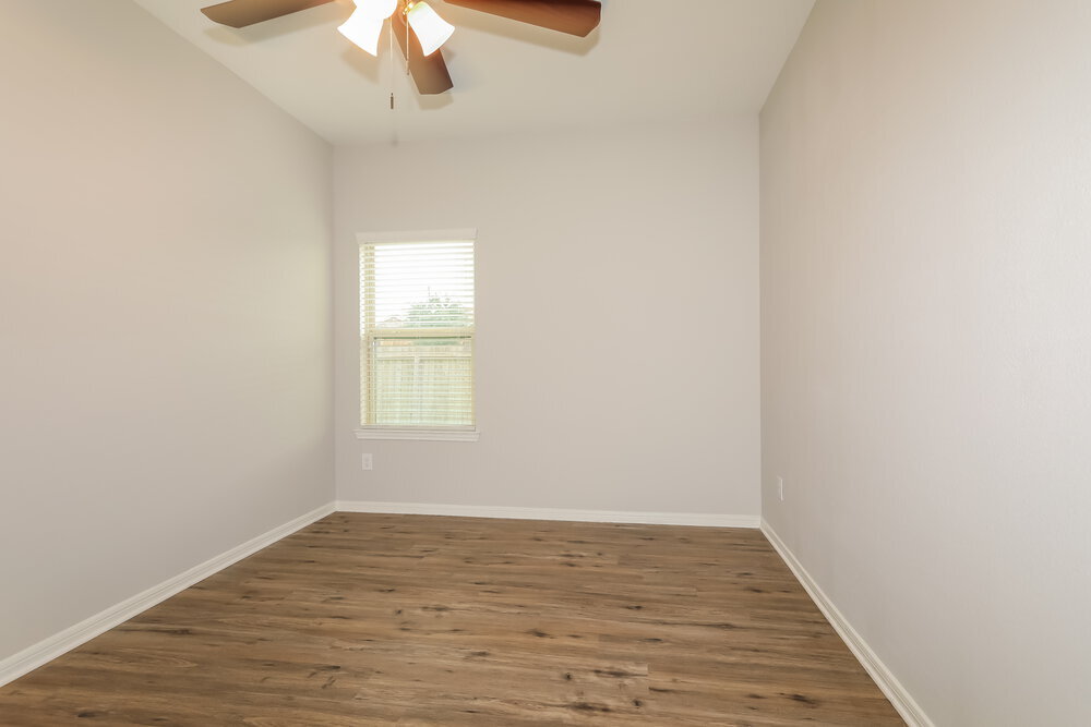 Building Photo - 23006 Silver Linden Ct