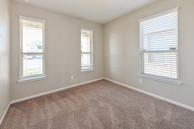 Building Photo - 12731 Arcola Valley Ct