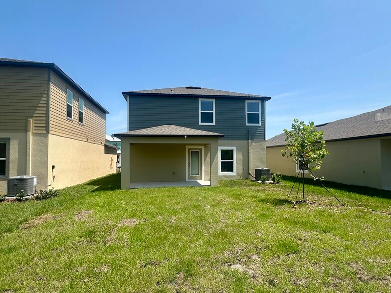 Building Photo - 17606 Happytrails St