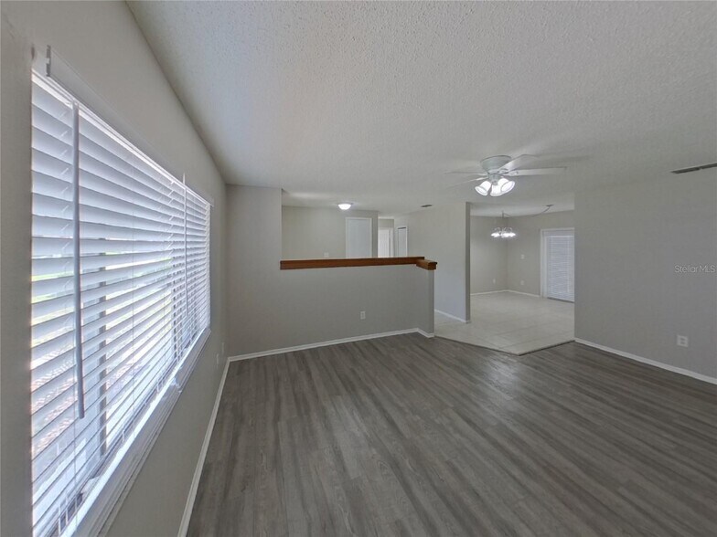Building Photo - 3717 Coppertree Cir
