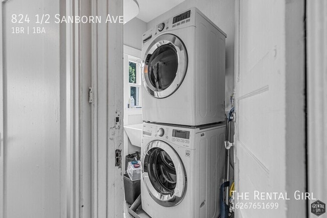 Building Photo - 824 1/2 Sanborn Ave.-