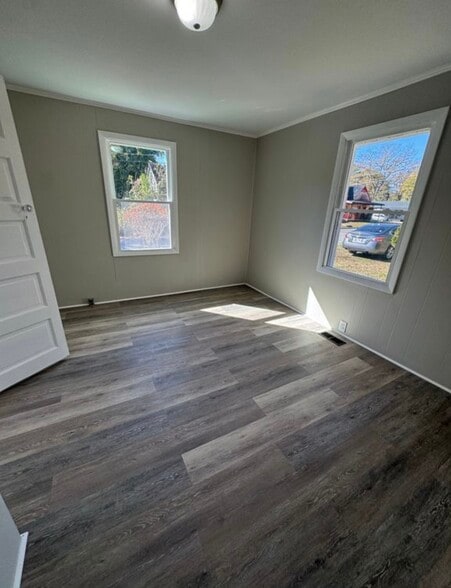 Building Photo - 1107 Fuller St