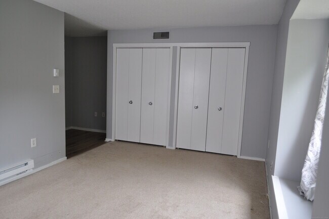 Building Photo - 66 Mallard Dr