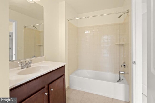 Building Photo - 24839 Somerby Dr