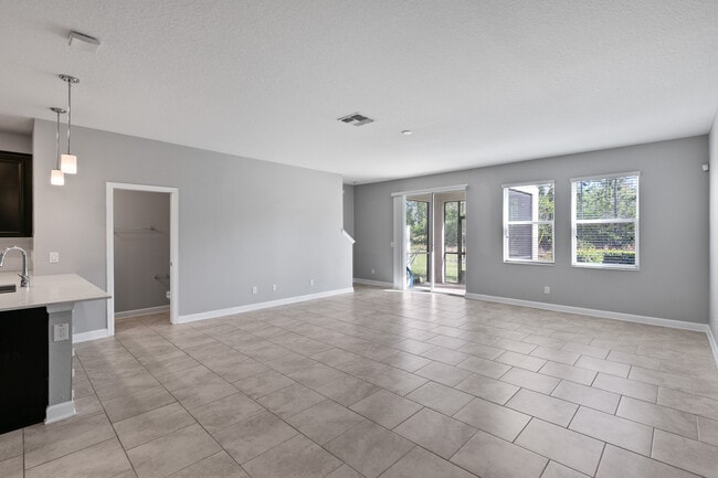 Building Photo - 12343 Turtle Grass Dr
