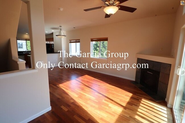 Building Photo - 10377 SW Ridgepath Ln