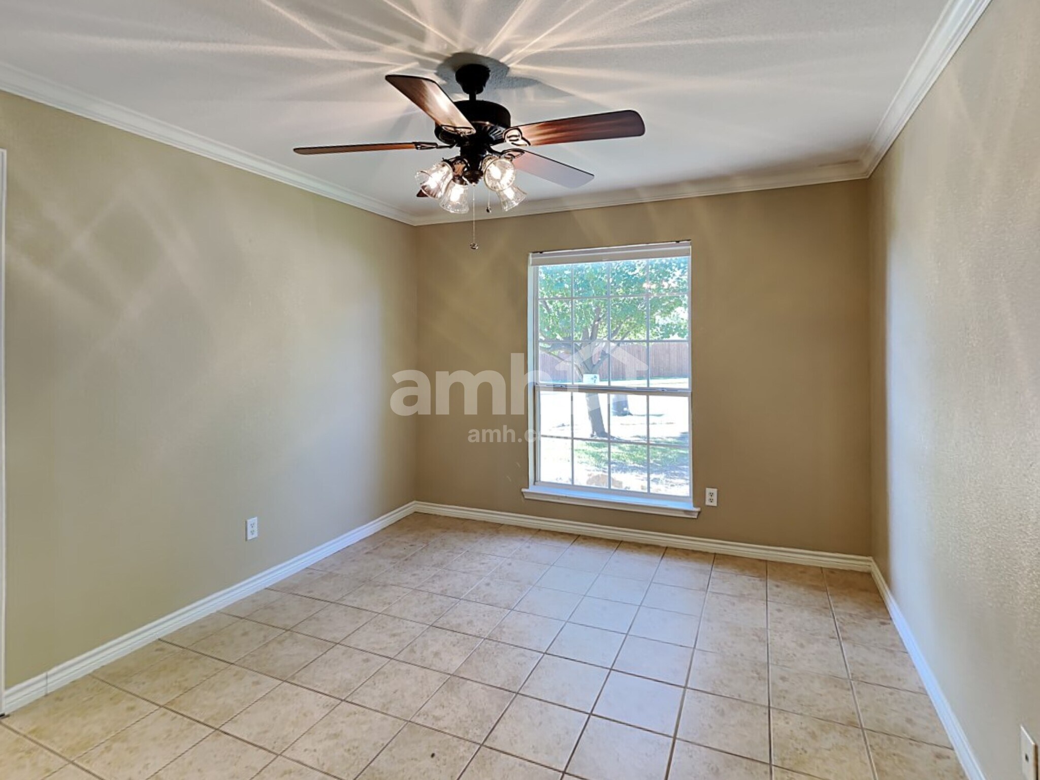 Building Photo - 9300 Lisa Ct